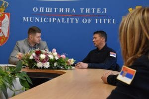 DSC 1868 min