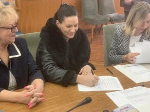 IMG 74c0d0a5ad56227b922effa7d73ef392 V