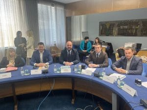 IMG f9c25466e9cc8cccbef27cc5d22a87f7 V